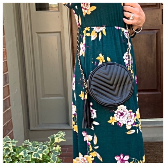 Handbags - Black vegan tassel crossbody bag